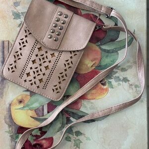 Chic Beige Crossbody Bag with Cut-Out Design